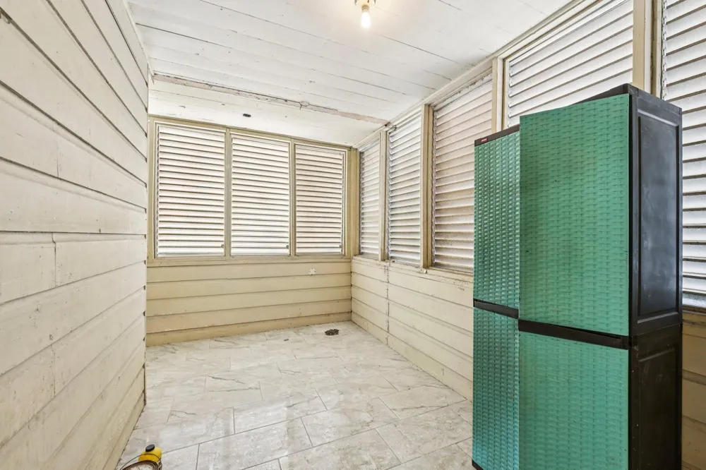 5224 Bernardo De-Galvez Unit B Galveston, TX 77551