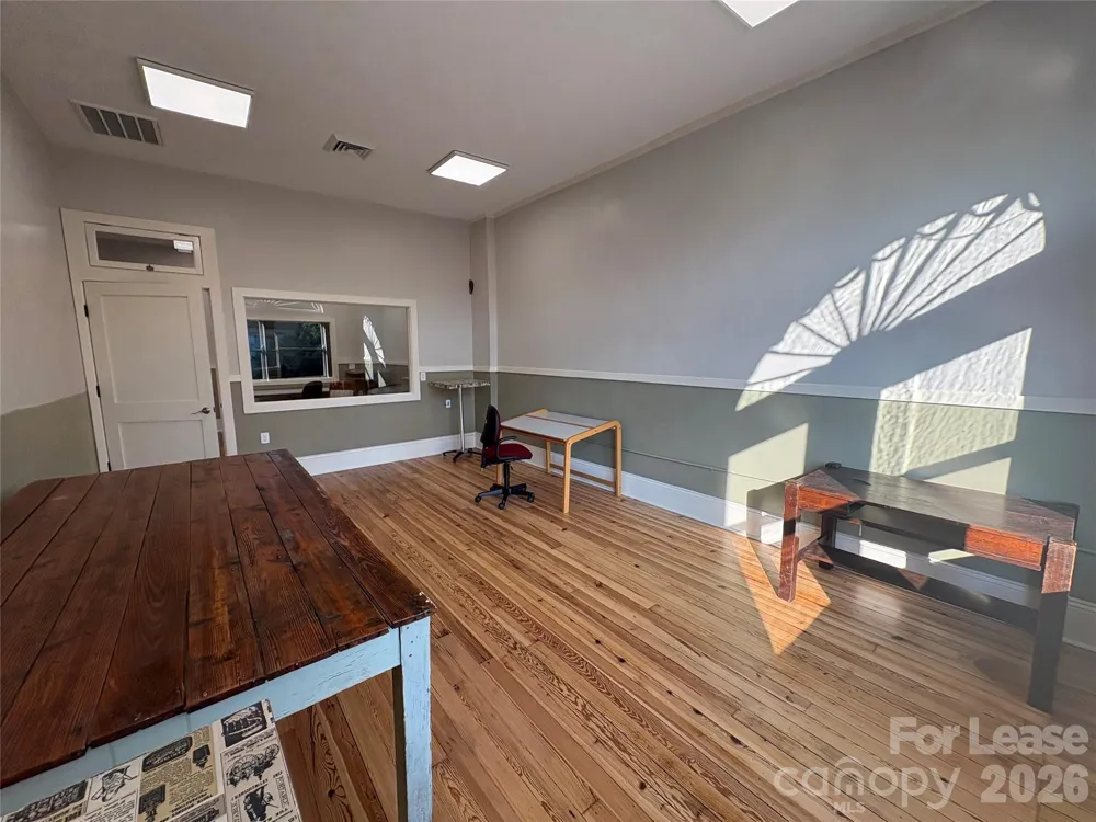 128 E Innes Street #B Salisbury, NC 28144