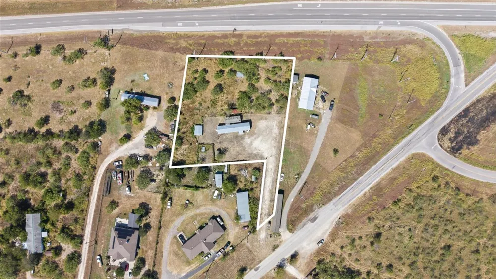 3731 Homannville Trail Lockhart, TX 78644