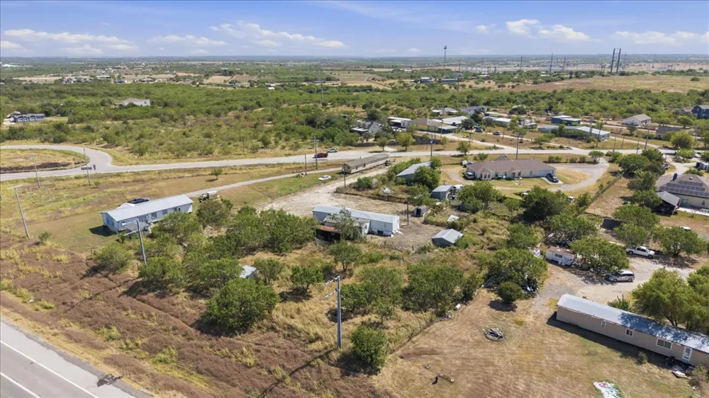 3731 Homannville Trail Lockhart, TX 78644