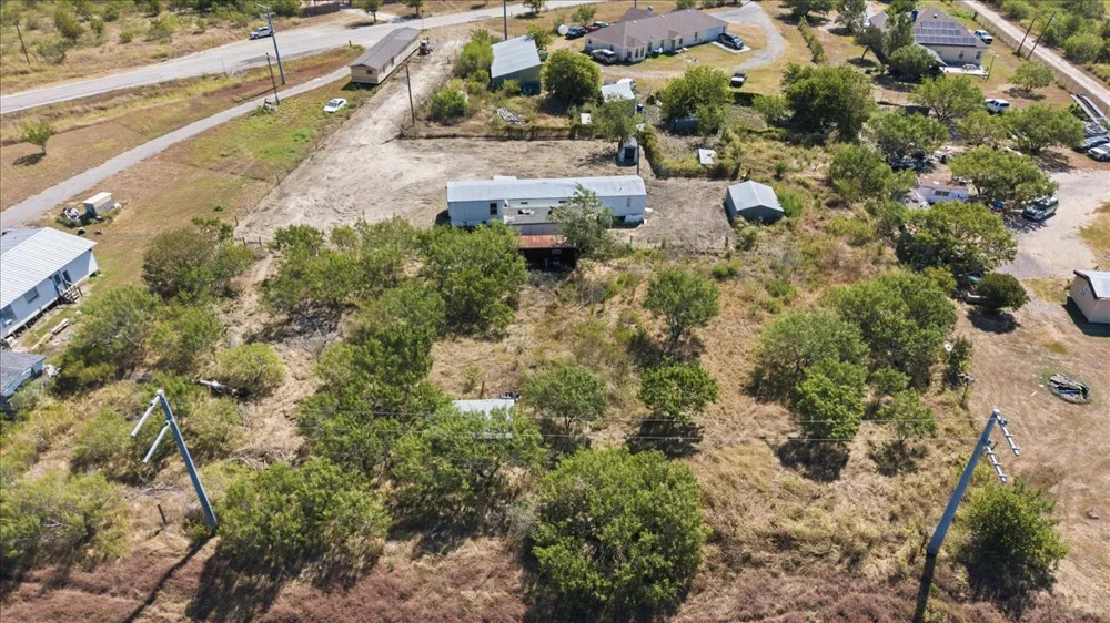 3731 Homannville Trail Lockhart, TX 78644