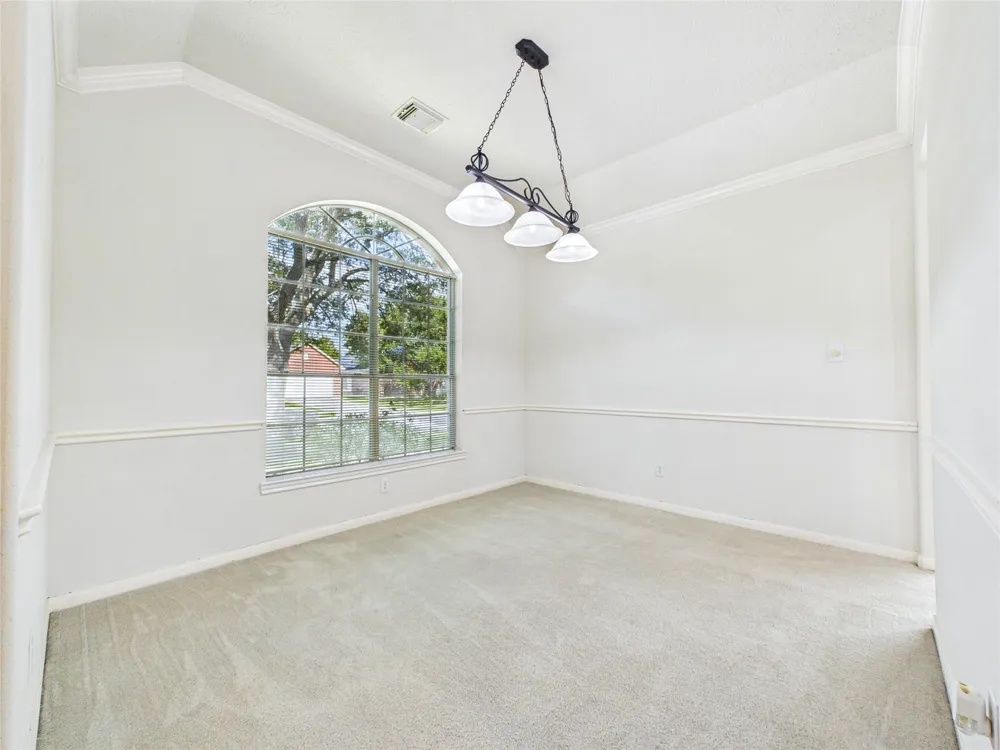 1119 Sussex Trail Pearland, TX 77584