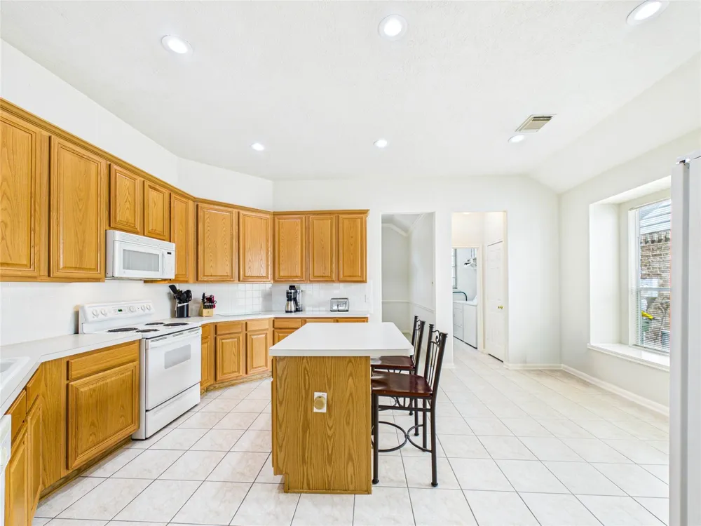 1119 Sussex Trail Pearland, TX 77584