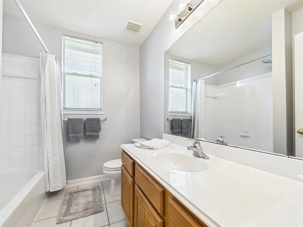 1119 Sussex Trail Pearland, TX 77584