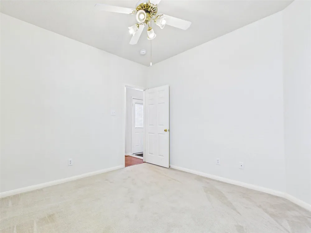 1119 Sussex Trail Pearland, TX 77584