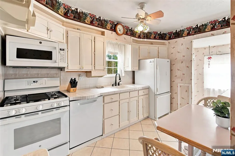 404 Palmer Avenue Maywood, NJ 07607