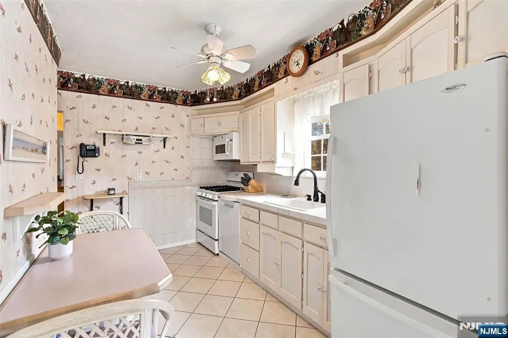 404 Palmer Avenue Maywood, NJ 07607