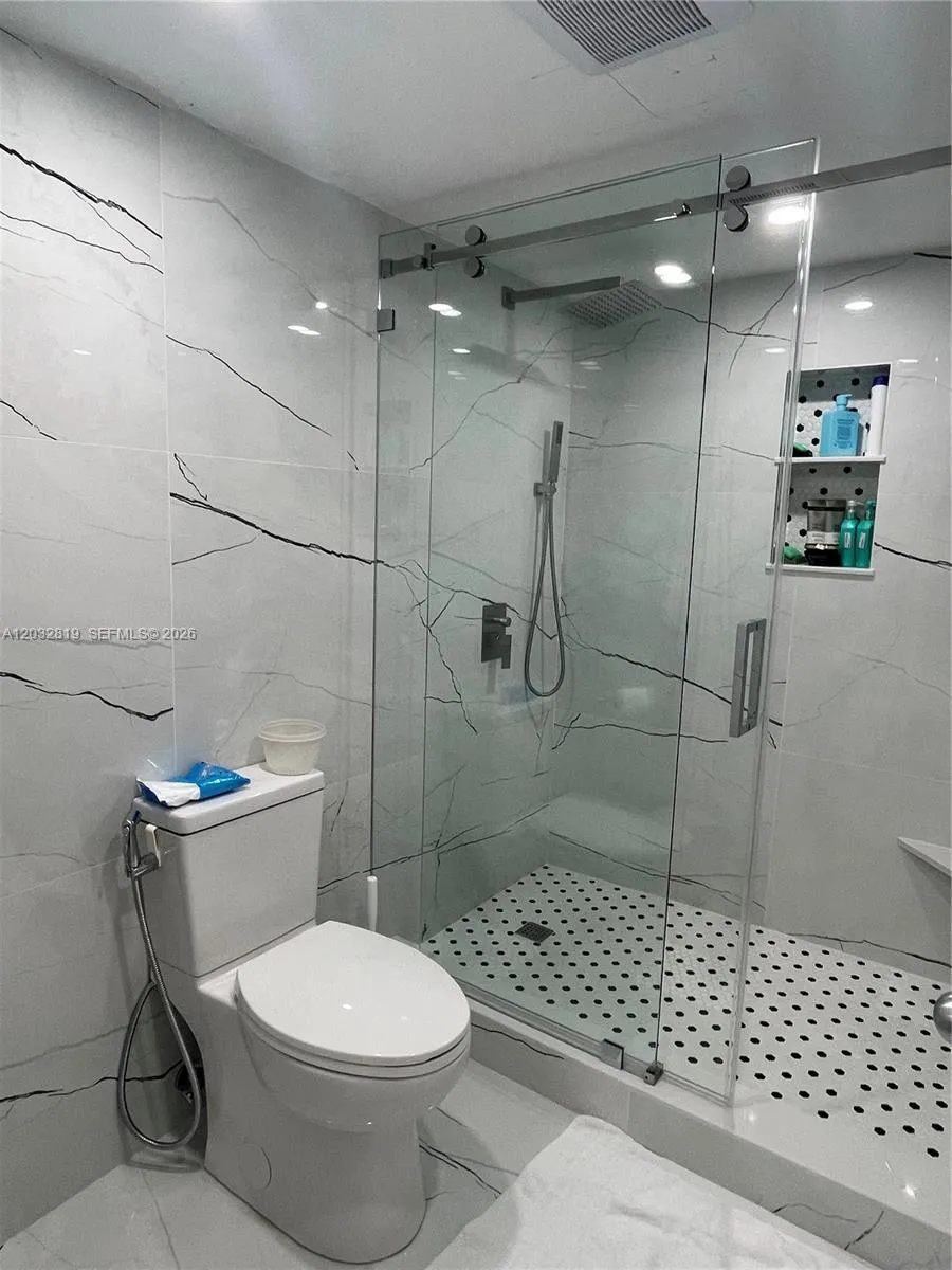 14356 SW 96th Ter Miami, FL 33186