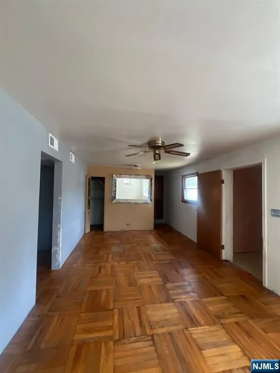 27 Charles Terrace Waldwick, NJ 07463