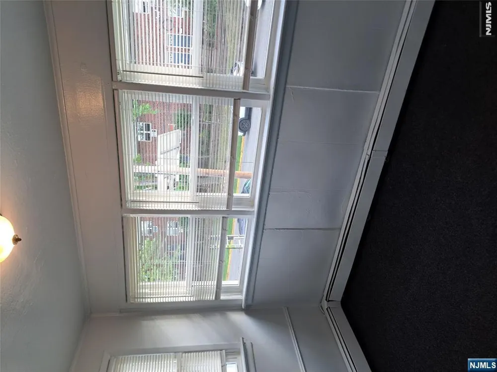 114-116 Myers 1 Hackensack, NJ 07601