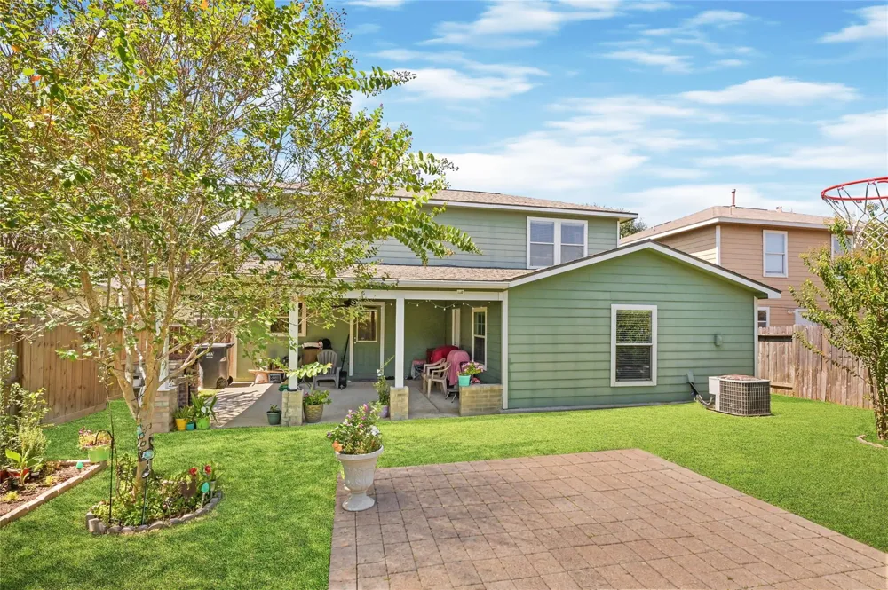 1819 NW Emerald Pathway Drive Spring, TX 77388