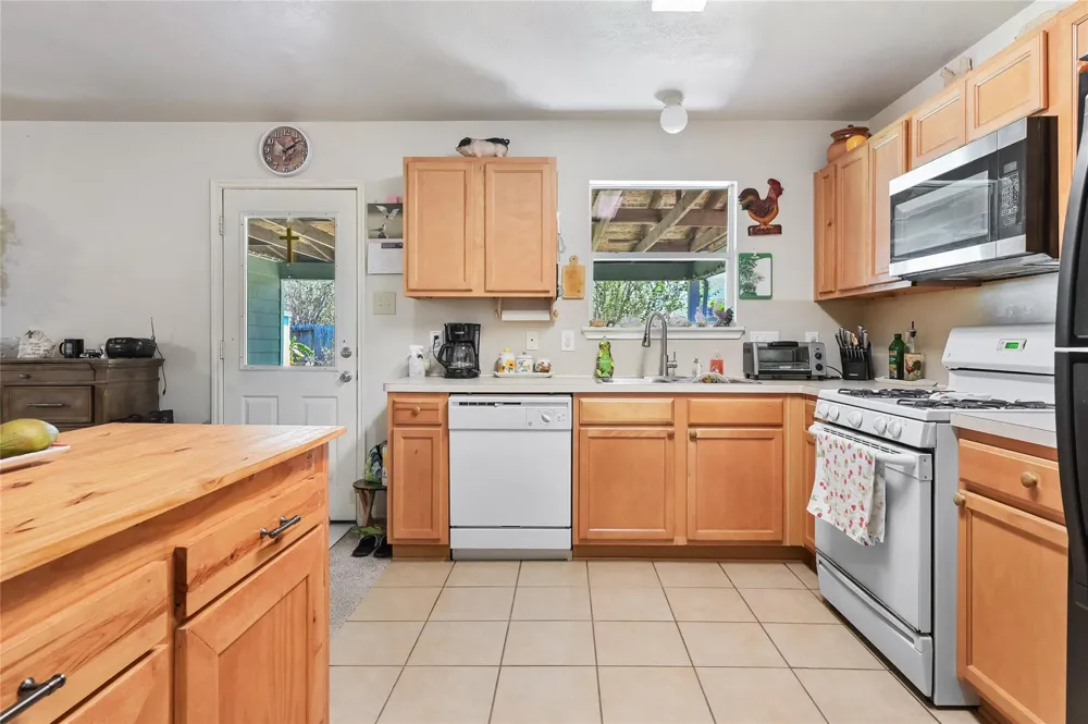 1819 NW Emerald Pathway Drive Spring, TX 77388