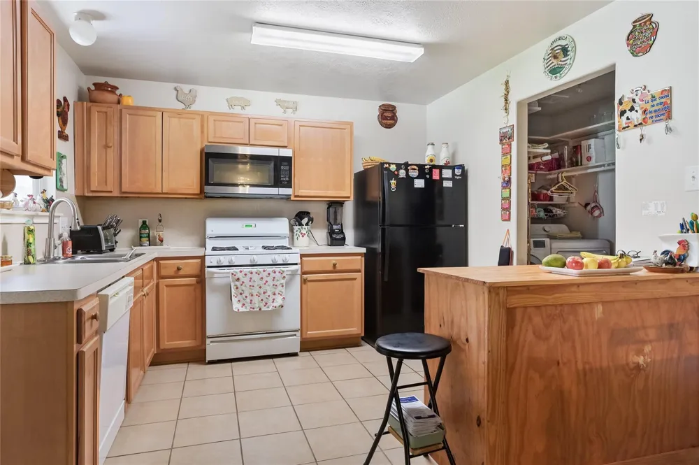 1819 NW Emerald Pathway Drive Spring, TX 77388
