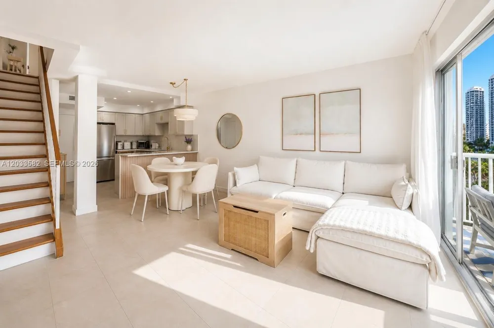 17800 Atlantic Blvd #PH3 Sunny Isles Beach, FL 33160