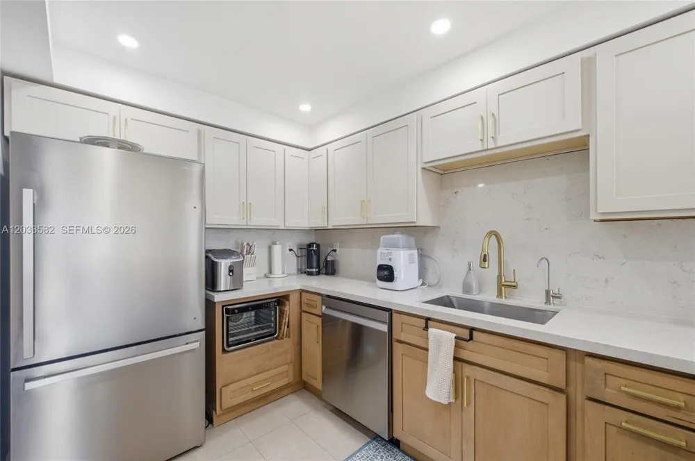 17800 Atlantic Blvd #PH3 Sunny Isles Beach, FL 33160