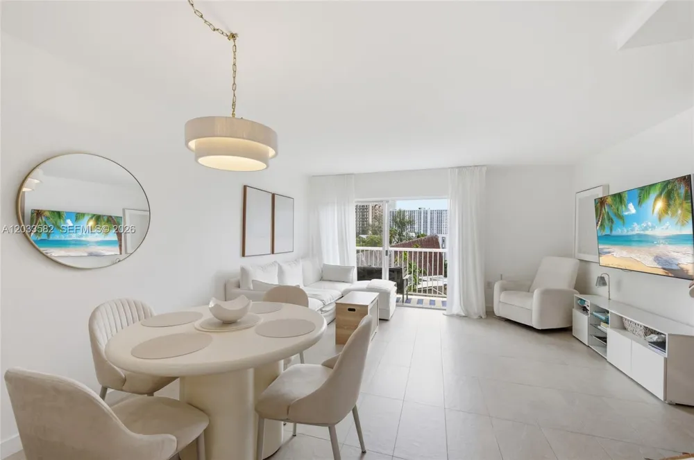 17800 Atlantic Blvd #PH3 Sunny Isles Beach, FL 33160