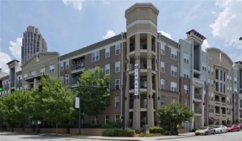 390 17th Street NW #4067