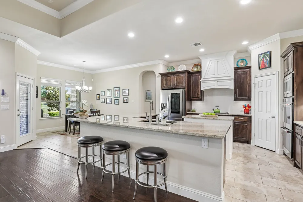 620 Cross Creek Drive Waxahachie, TX 75167