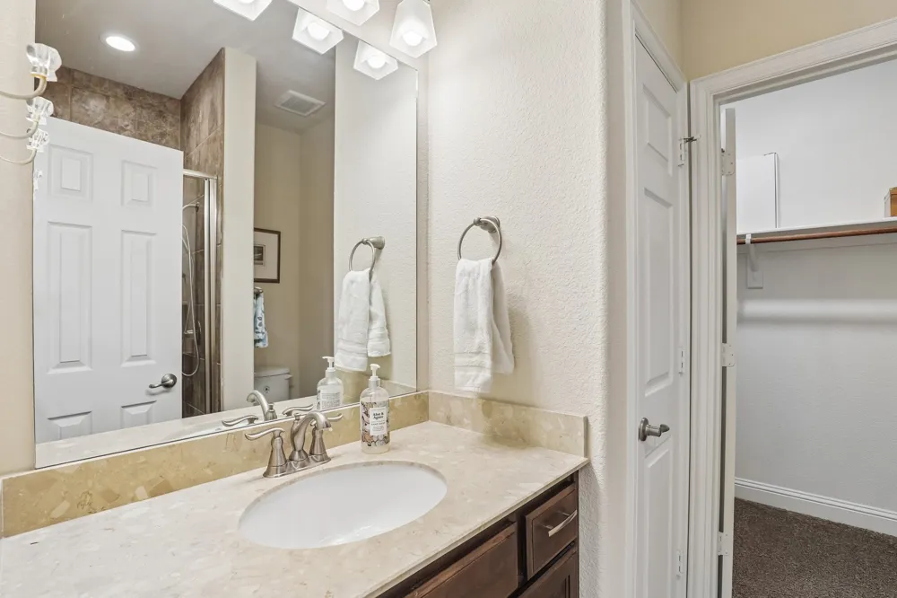 620 Cross Creek Drive Waxahachie, TX 75167