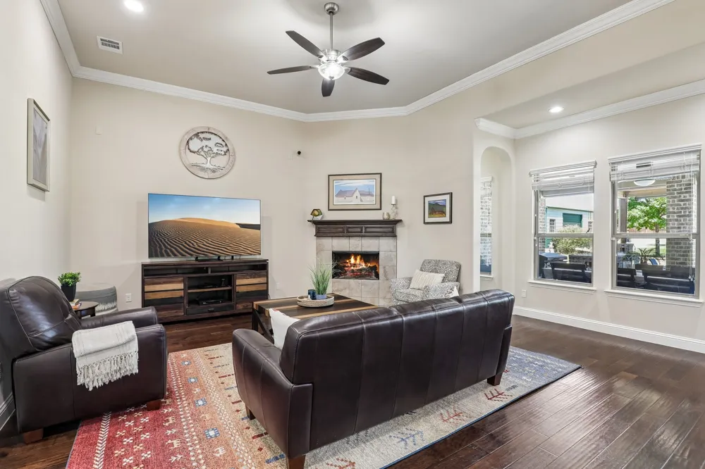 620 Cross Creek Drive Waxahachie, TX 75167