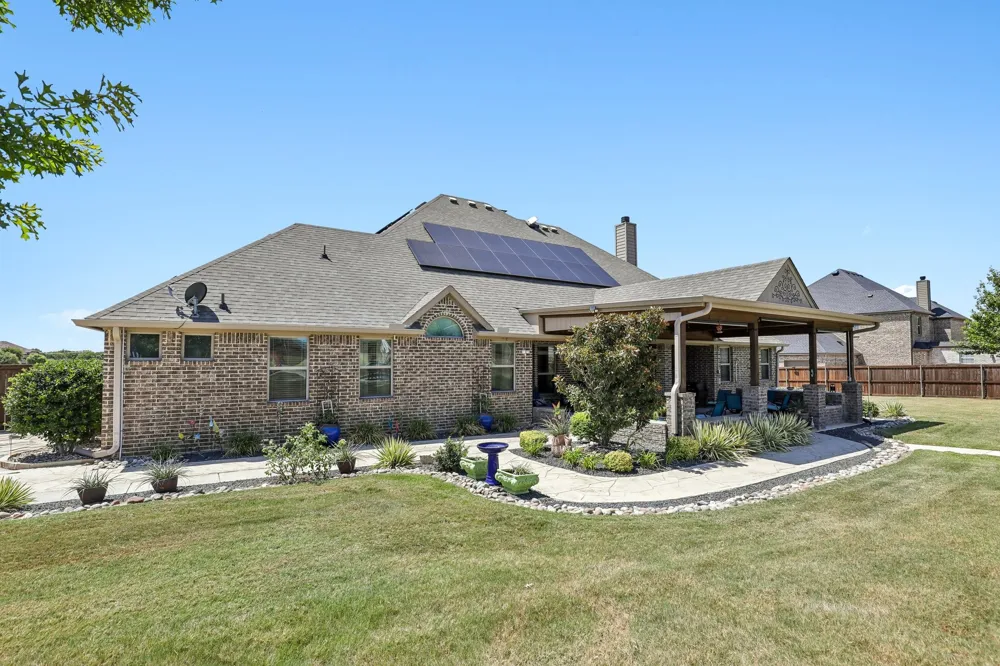 620 Cross Creek Drive Waxahachie, TX 75167