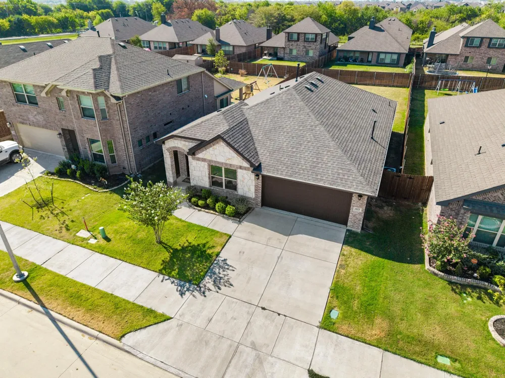 4425 Ridgehurst Lane Fort Worth, TX 76036