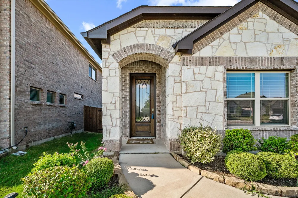 4425 Ridgehurst Lane Fort Worth, TX 76036