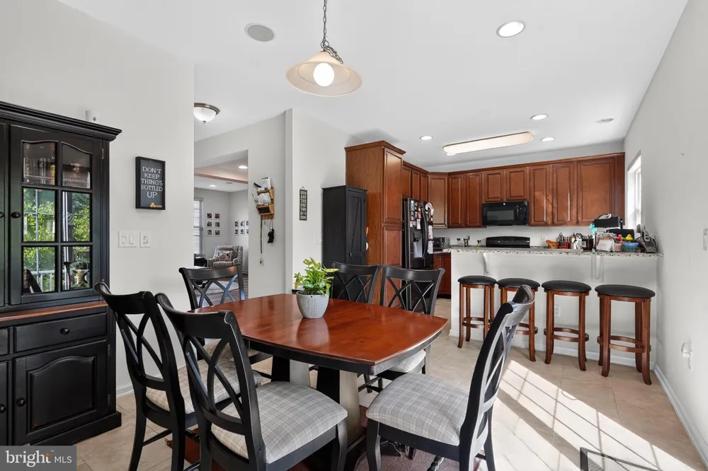 24 MOUNTIE LANE Chesterfield, NJ 08515