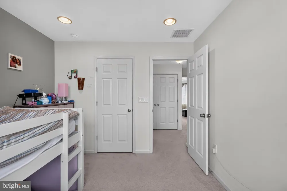 24 MOUNTIE LANE Chesterfield, NJ 08515
