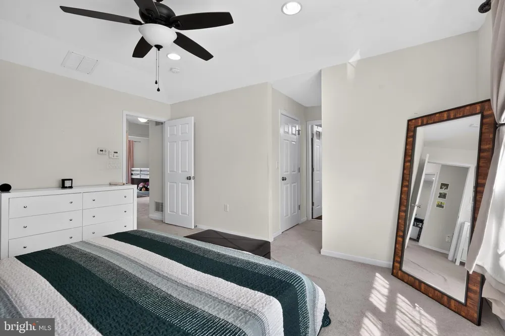 24 MOUNTIE LANE Chesterfield, NJ 08515