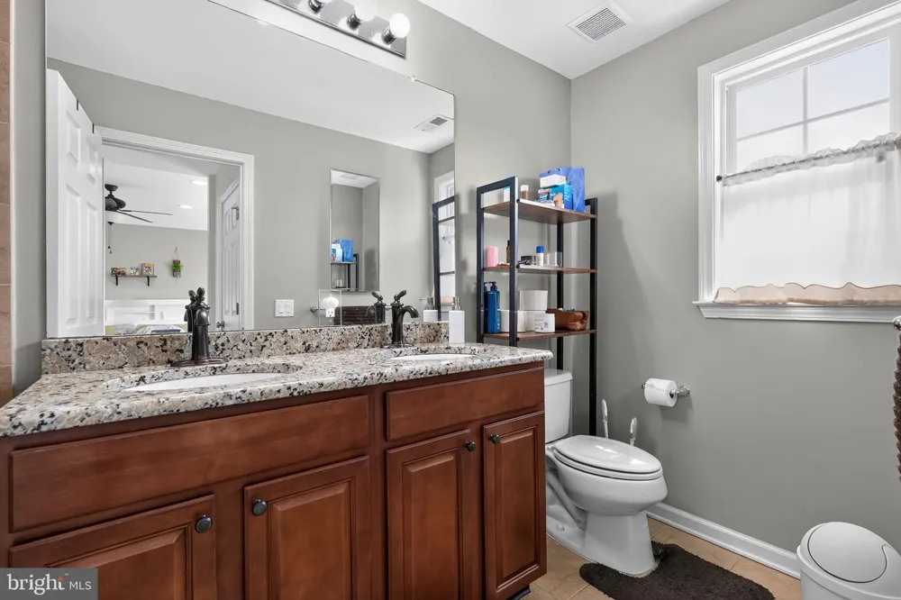 24 MOUNTIE LANE Chesterfield, NJ 08515