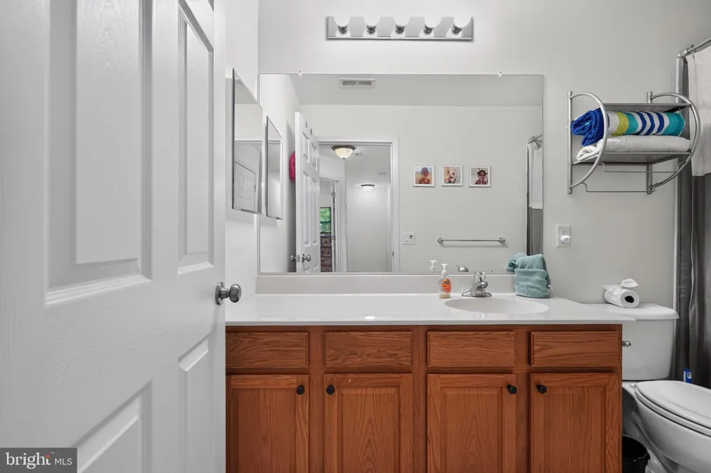 24 MOUNTIE LANE Chesterfield, NJ 08515