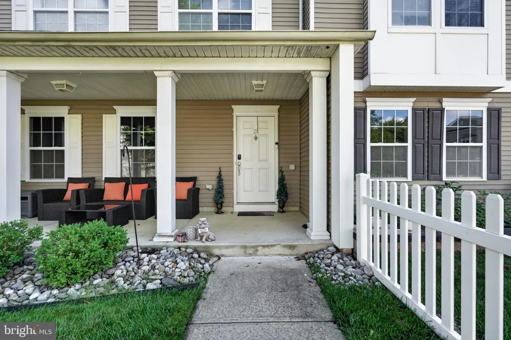 24 MOUNTIE LANE Chesterfield, NJ 08515