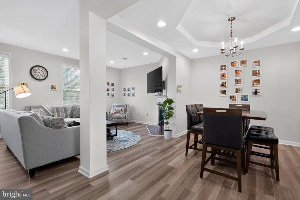 24 MOUNTIE LANE Chesterfield, NJ 08515
