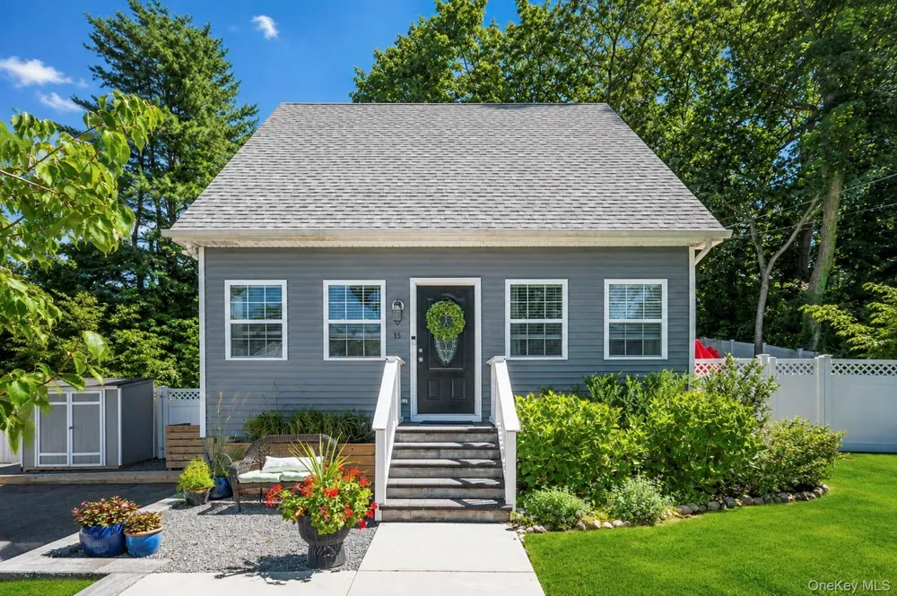 15 Canary Road Rocky Point, NY 11778