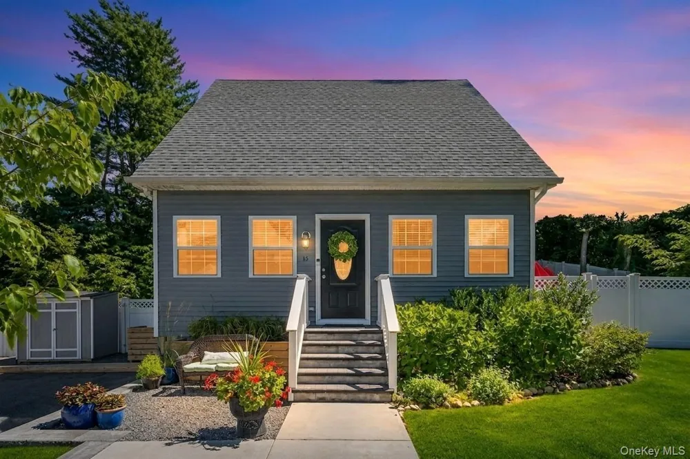 15 Canary Road Rocky Point, NY 11778