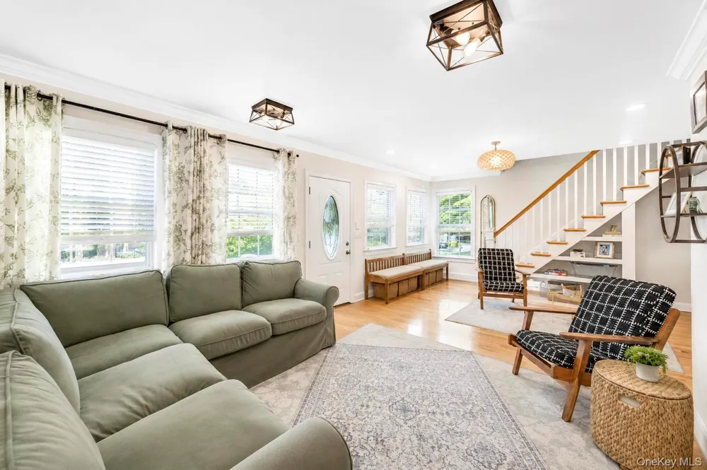 15 Canary Road Rocky Point, NY 11778