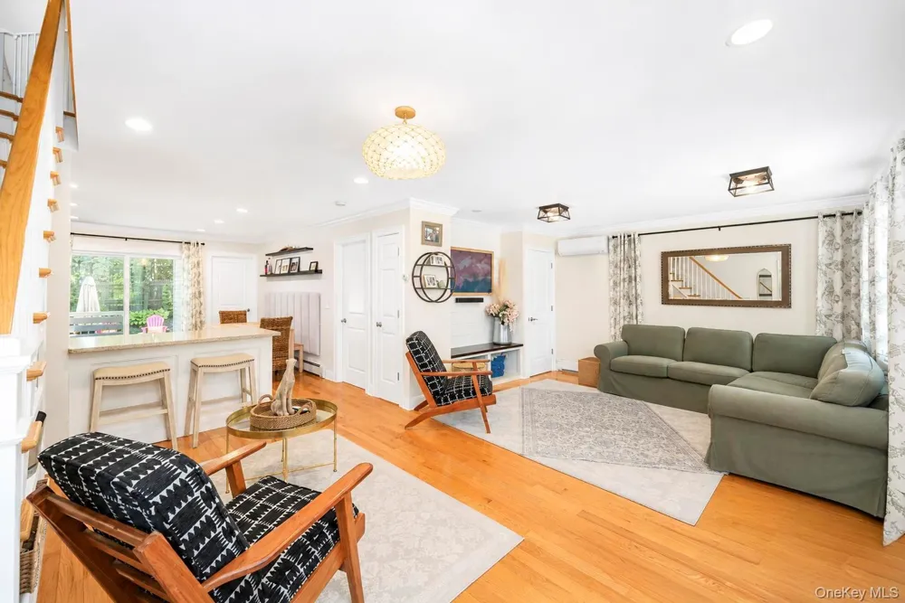 15 Canary Road Rocky Point, NY 11778