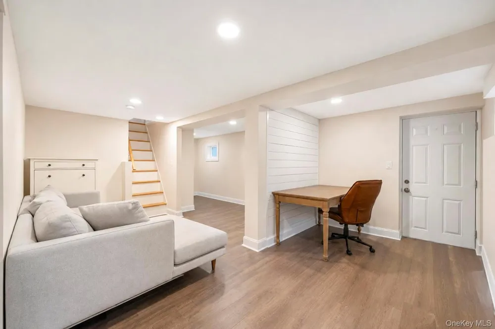 15 Canary Road Rocky Point, NY 11778