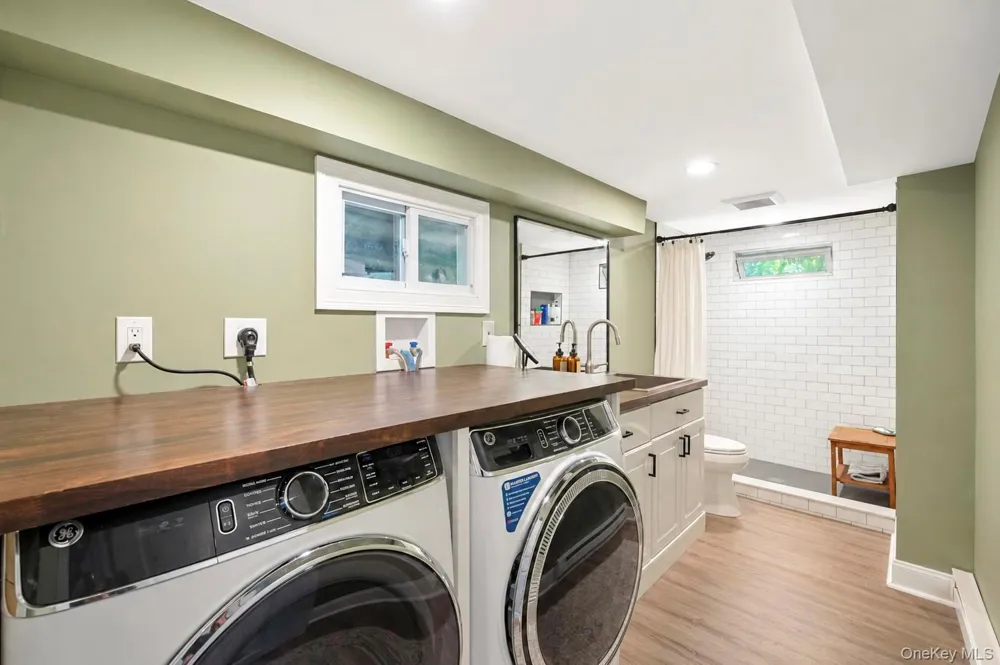 15 Canary Road Rocky Point, NY 11778