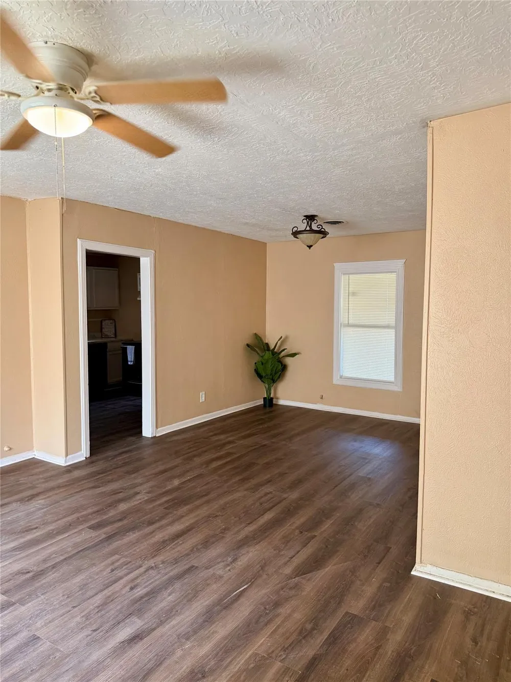 1908 Oregon Street Baytown, TX 77520