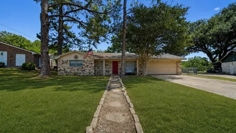 2015 Lee Street