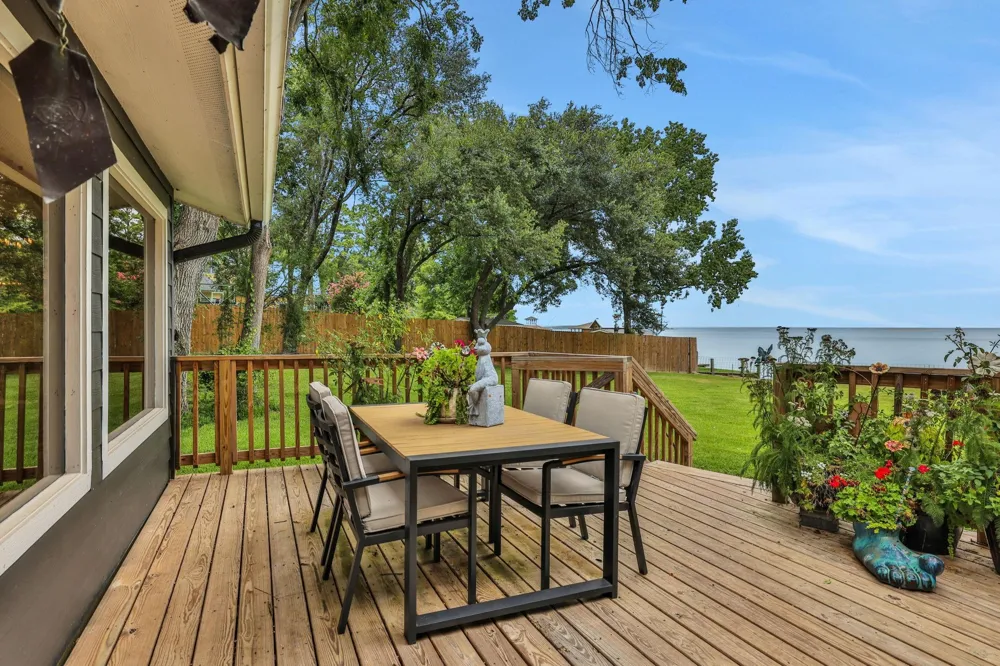 220 Harbor Run Drive Coldspring, TX 77331