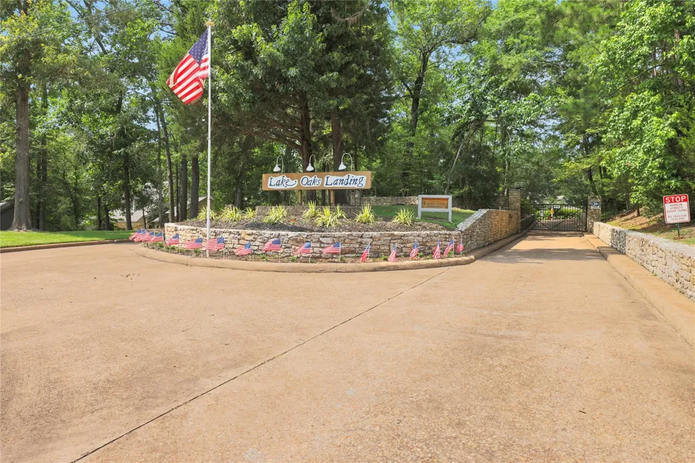 220 Harbor Run Drive Coldspring, TX 77331