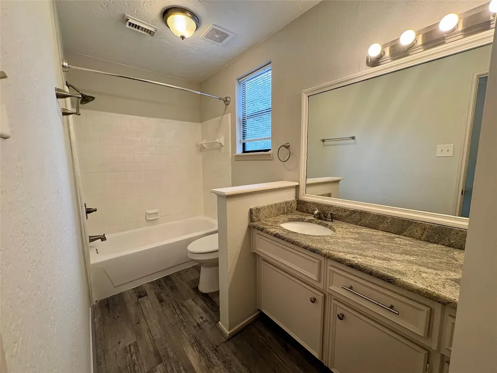 80 Fallenstone Drive The Woodlands, TX 77381