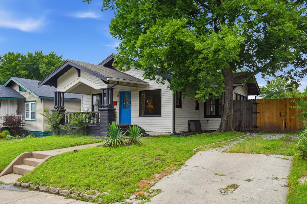 2015 W Easton Street Tulsa, OK 74127