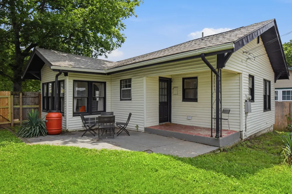 2015 W Easton Street Tulsa, OK 74127