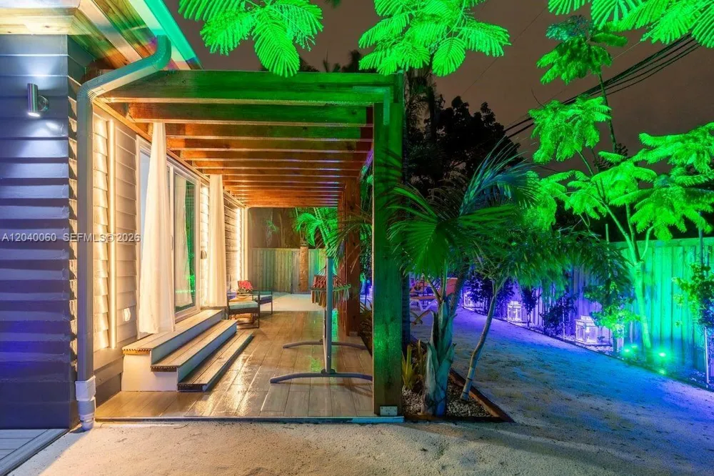 1232 NE 16th Ter Fort Lauderdale, FL 33304
