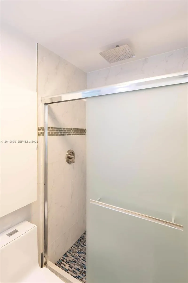 1232 NE 16th Ter Fort Lauderdale, FL 33304