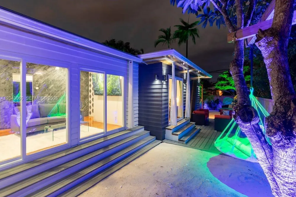 1232 NE 16th Ter Fort Lauderdale, FL 33304